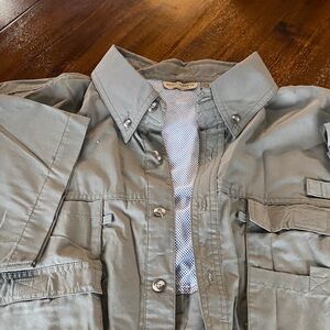 Men's tan Utility Jacket. Large. Shirt sleeve